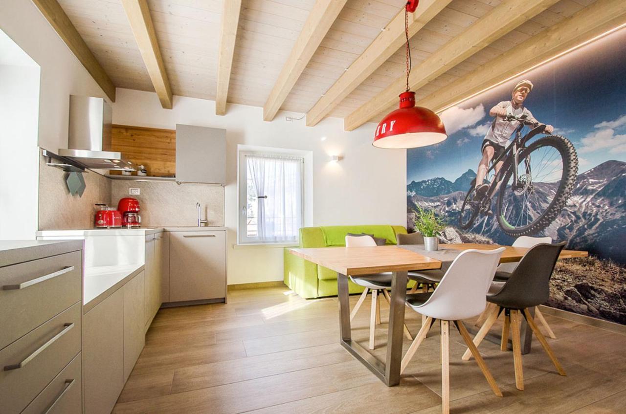 Casa Tosca - Holiday Home Torbole Sul Garda Buitenkant foto