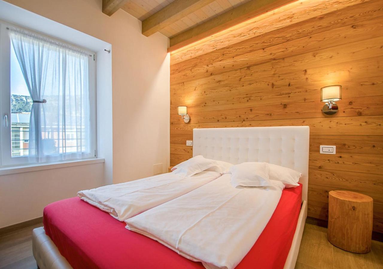Casa Tosca - Holiday Home Torbole Sul Garda Buitenkant foto