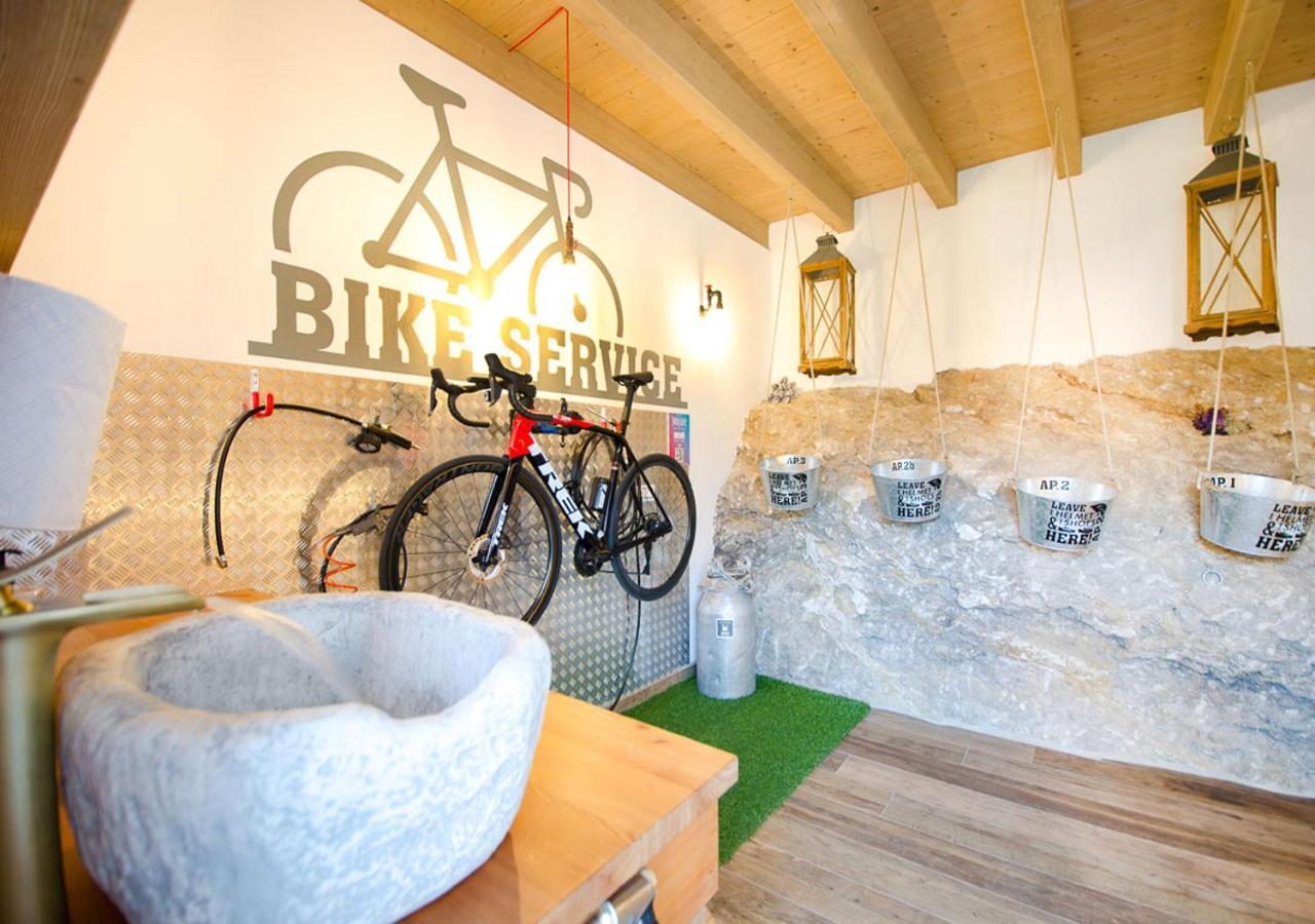 Casa Tosca - Holiday Home Torbole Sul Garda Buitenkant foto