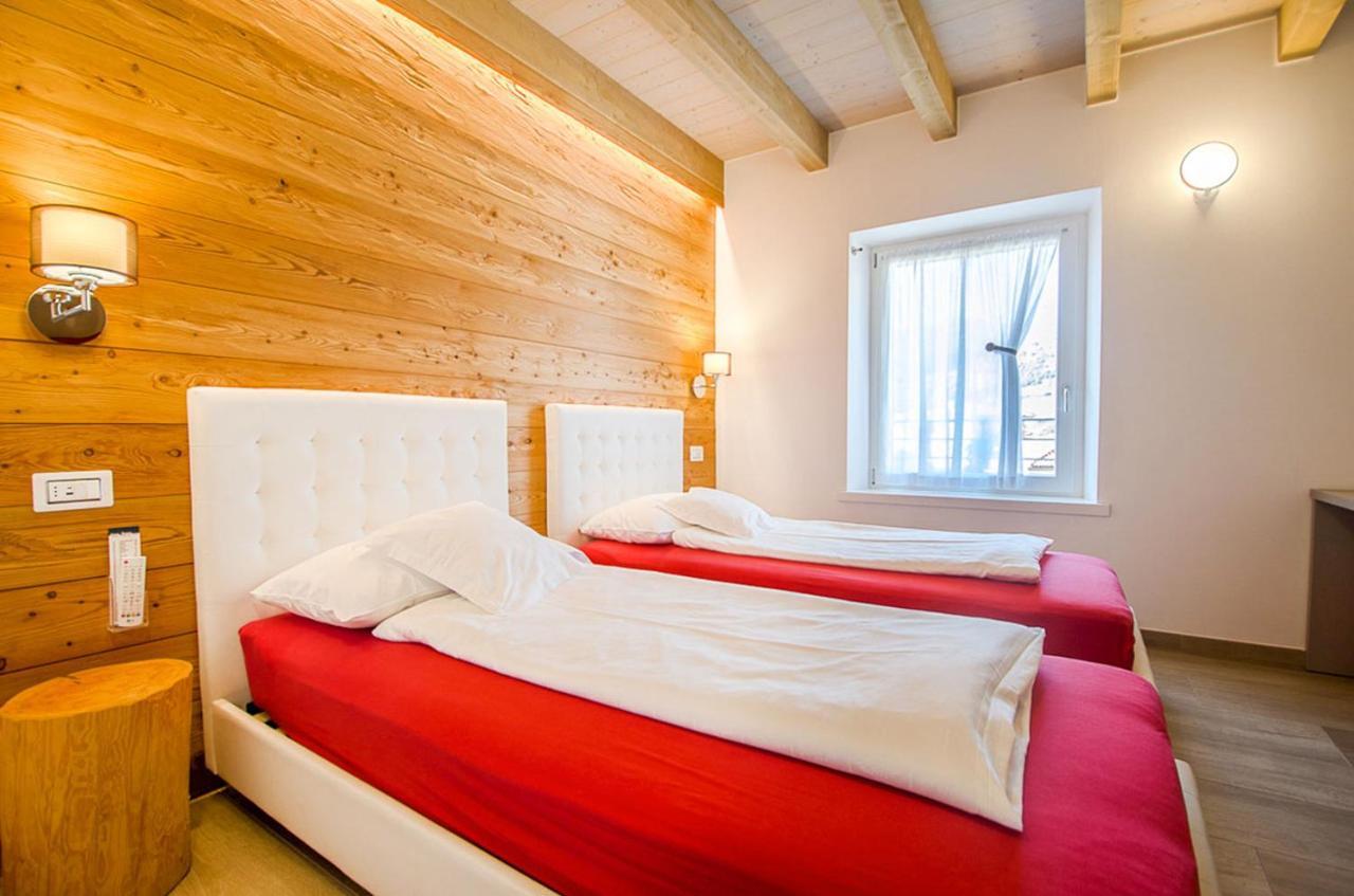 Casa Tosca - Holiday Home Torbole Sul Garda Buitenkant foto