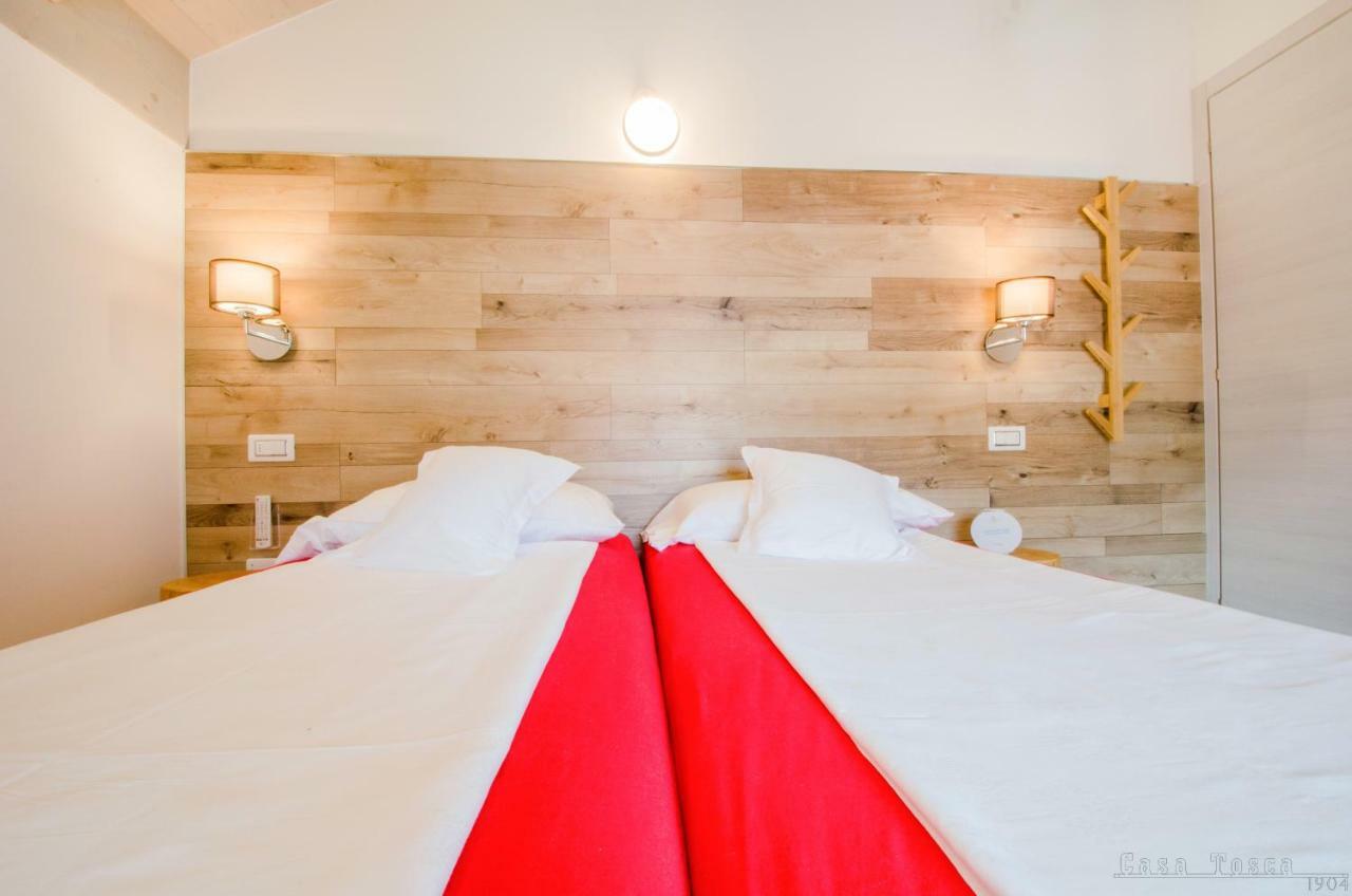 Casa Tosca - Holiday Home Torbole Sul Garda Buitenkant foto