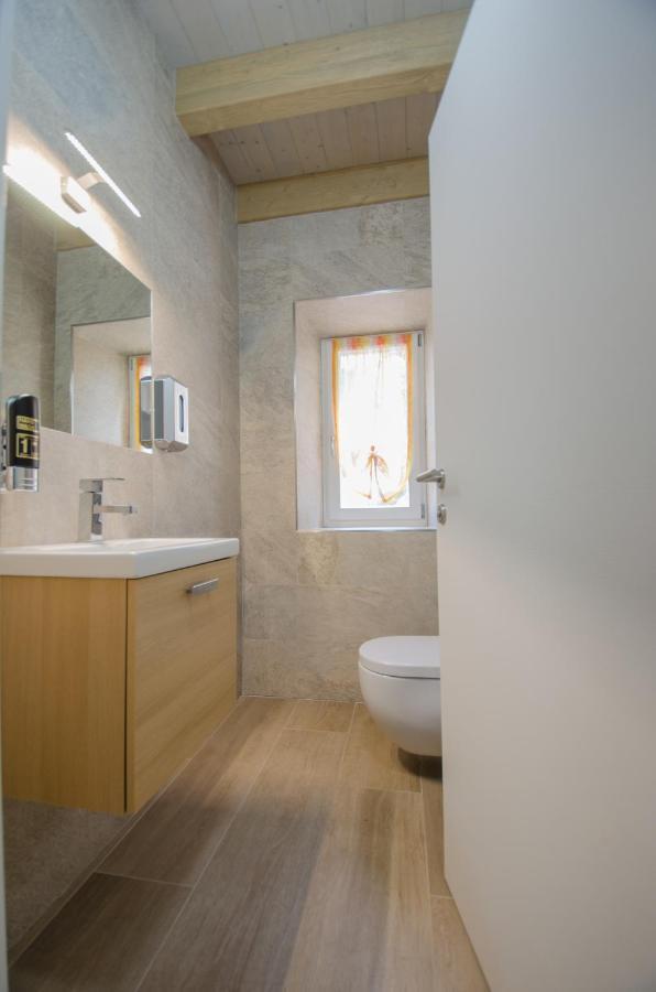 Casa Tosca - Holiday Home Torbole Sul Garda Buitenkant foto